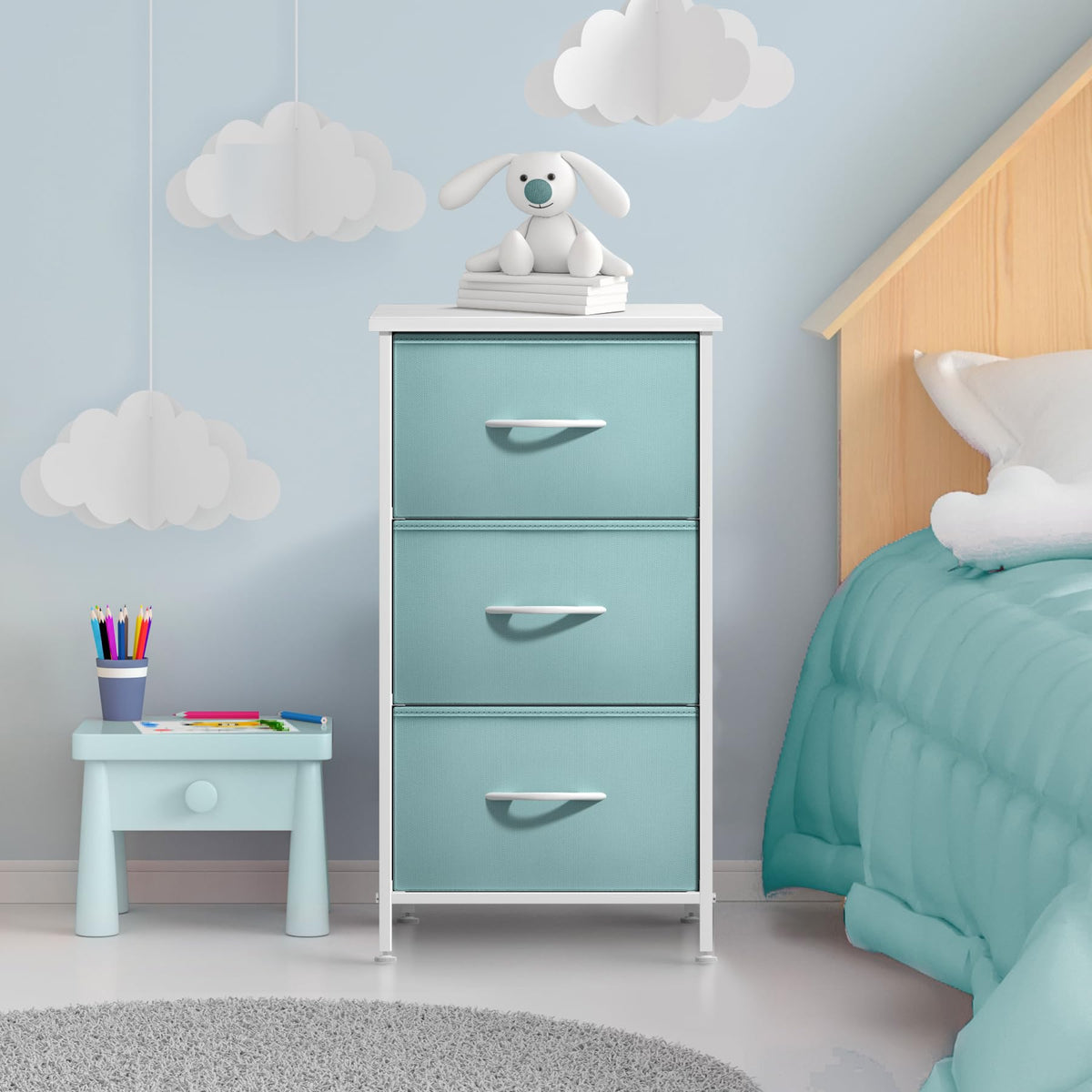 Aqua 3 Drawer Nightstand U7211